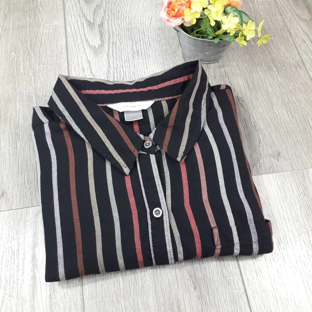 CJ banks | Black color block button down quarter sleeve top
